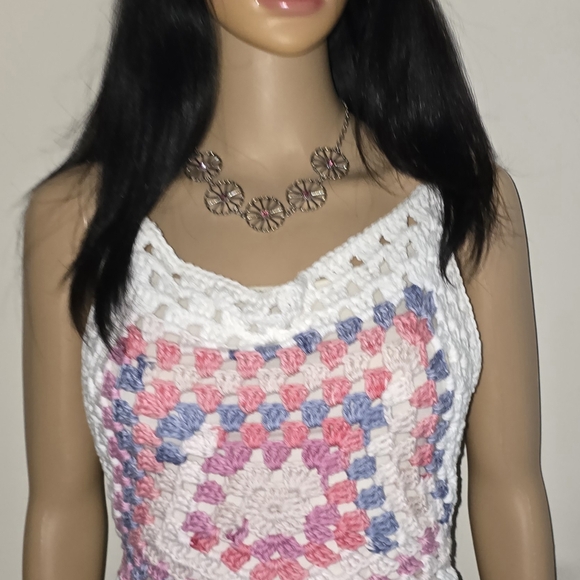 Crochet halter top - Picture 2 of 5